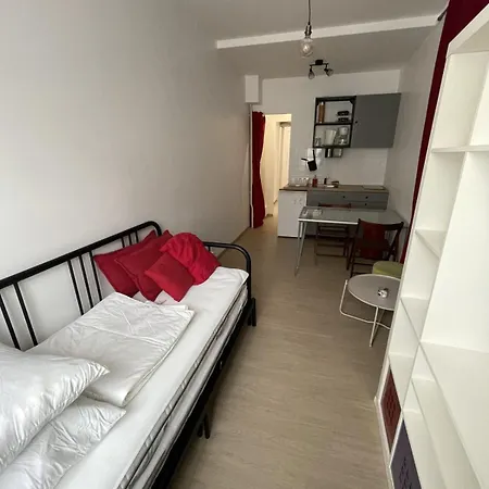 Nice Studio Close To The Park Georges Brassens Paris Exterior photo